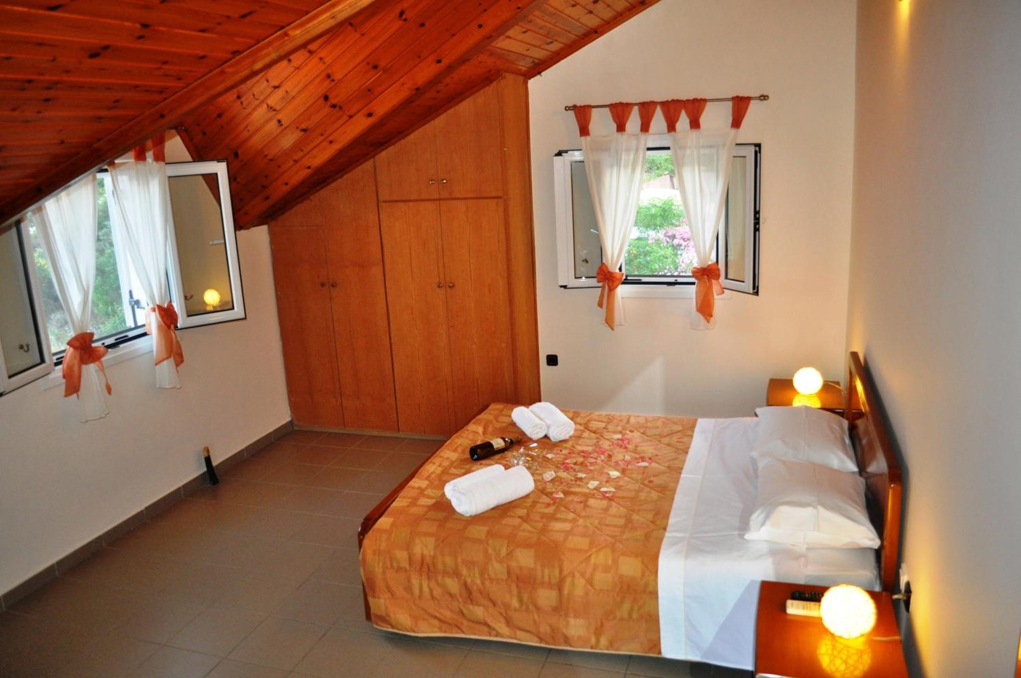 Mari-Christi Apartments Poros  Ruang foto