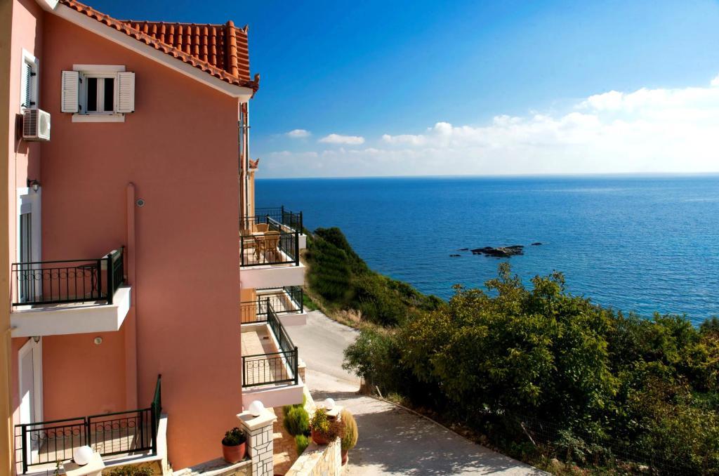Mari-Christi Apartments Poros  Bagian luar foto