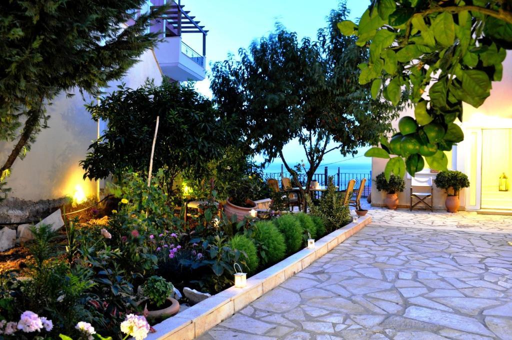Mari-Christi Apartments Poros  Bagian luar foto