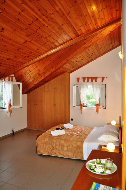 Mari-Christi Apartments Poros  Ruang foto